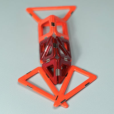 Магнитные плитки с универсальными формами для животных и растений